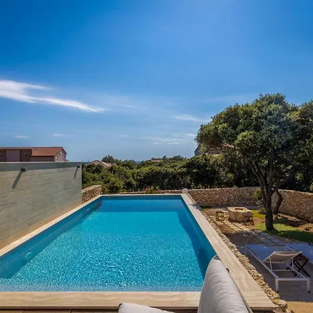Beautiful Terakota Villa