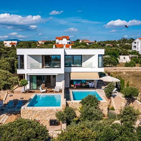 Beautiful Terakota Villa