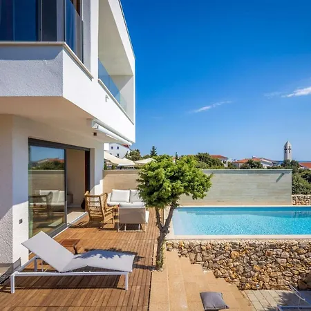 Villa Beautiful Terakota Mandre
