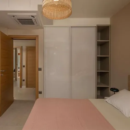 Beautiful Terakota Villa *